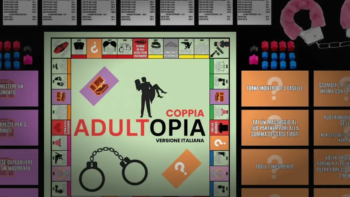 Il contenuto della scatola Adultopia pronto sul tavolo